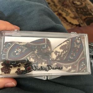 Vicky Davis mens tie nwt and box vintage